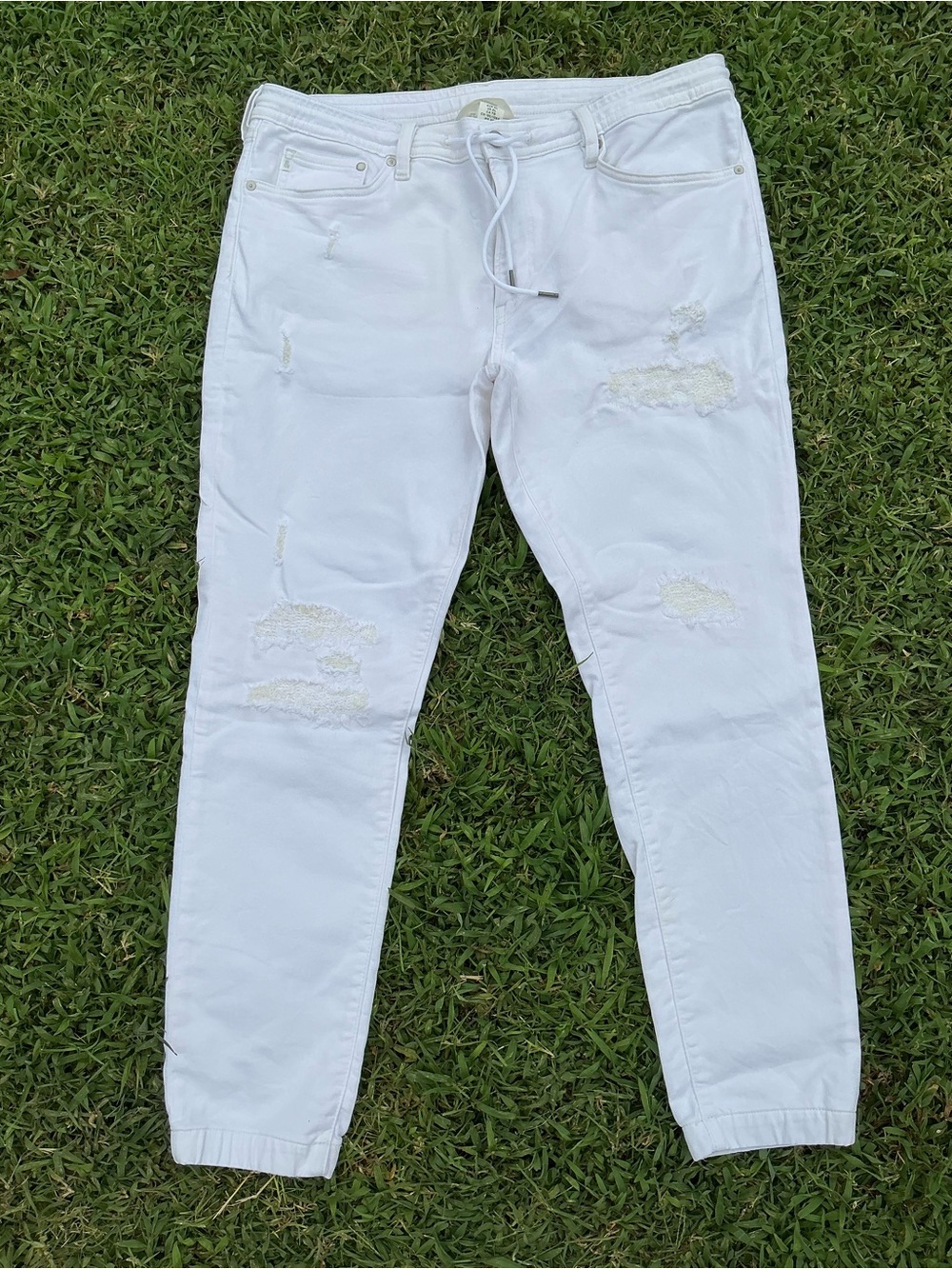 H&M White Slim Distressed Men's Jeans